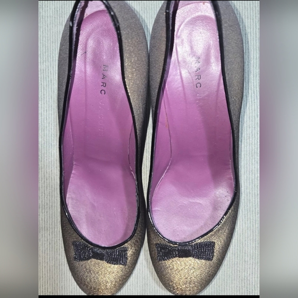 Marc Jacobs Metallic Gold US 9/ EU 39.5 pumps - Picture 7 of 9